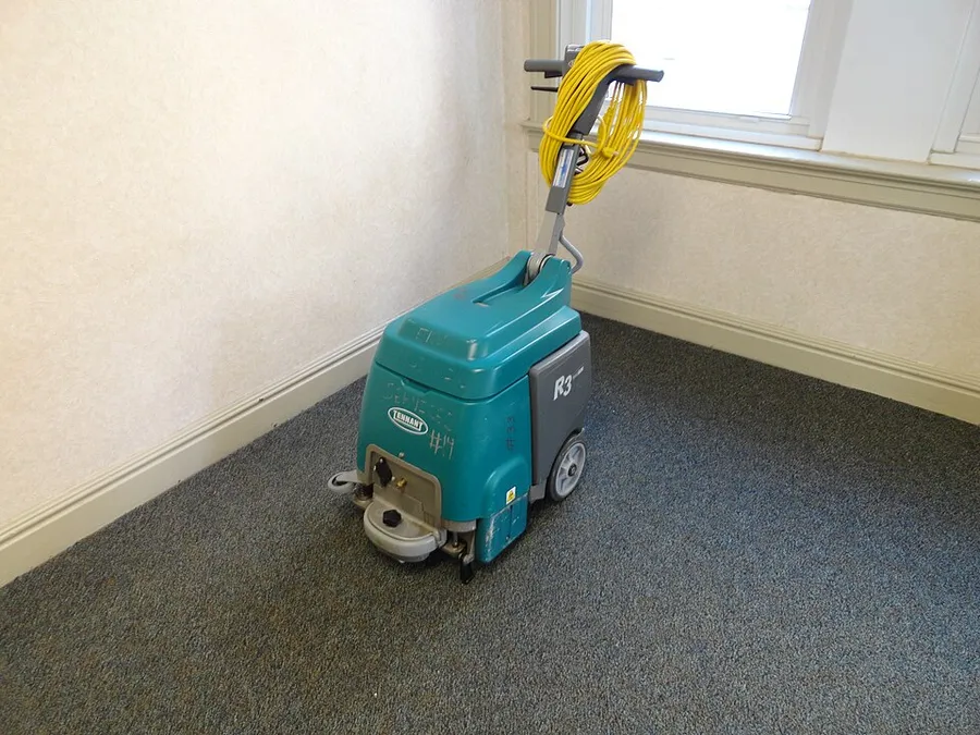 Carpet Cleaner