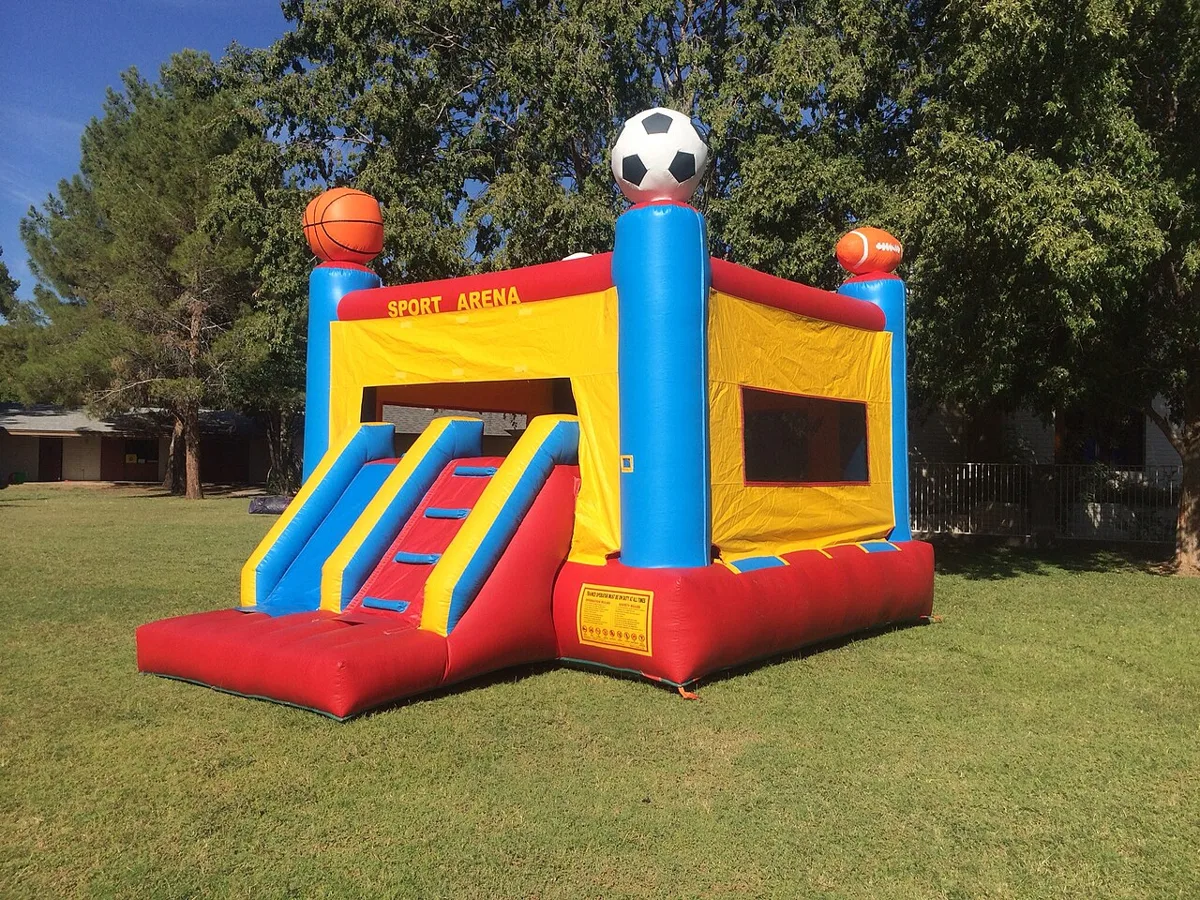 Classic Bounce House